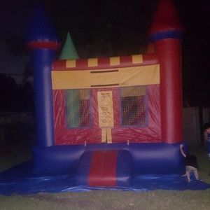 Meet your Posher, Tania